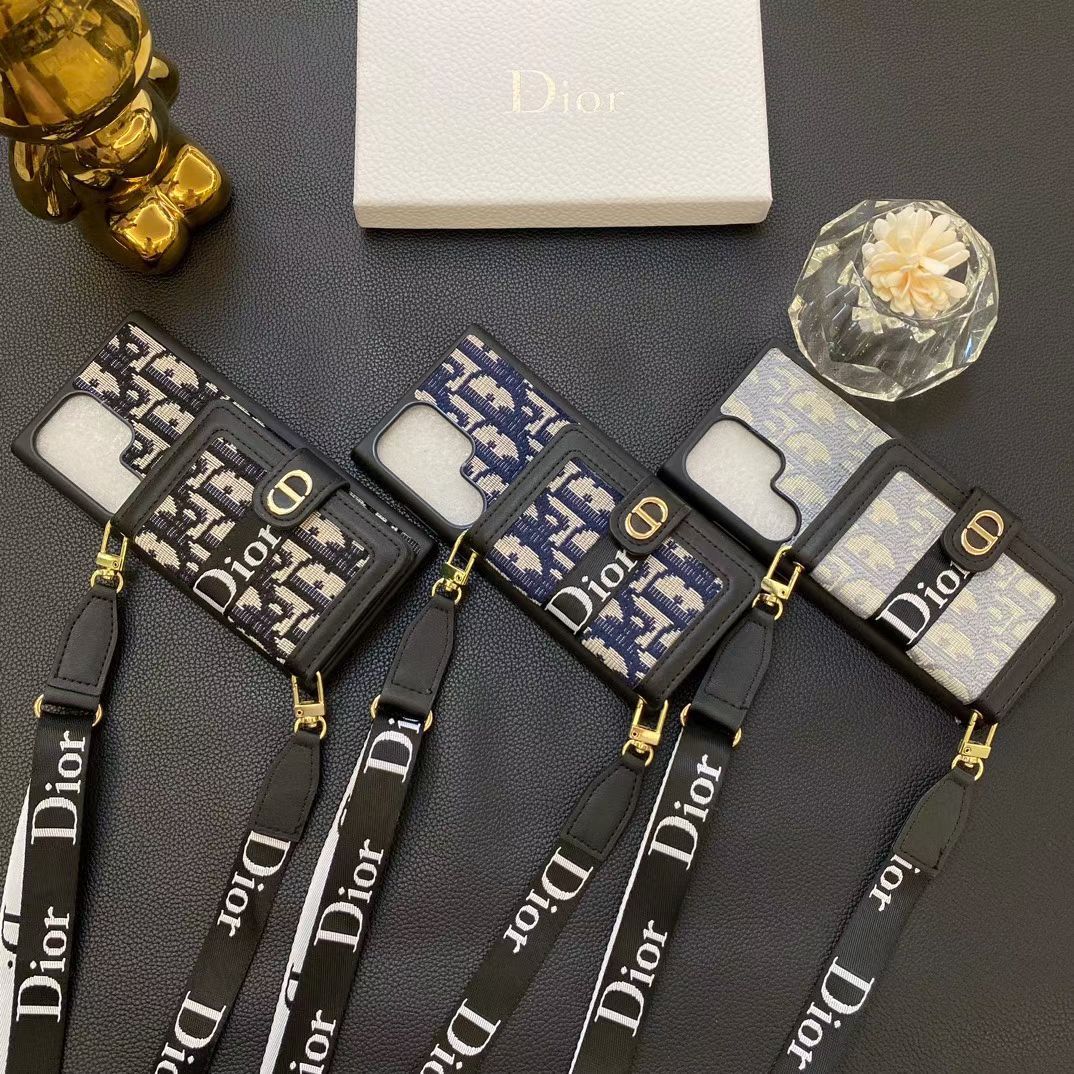 LuxeLeather™ Crossbody Wallet Case